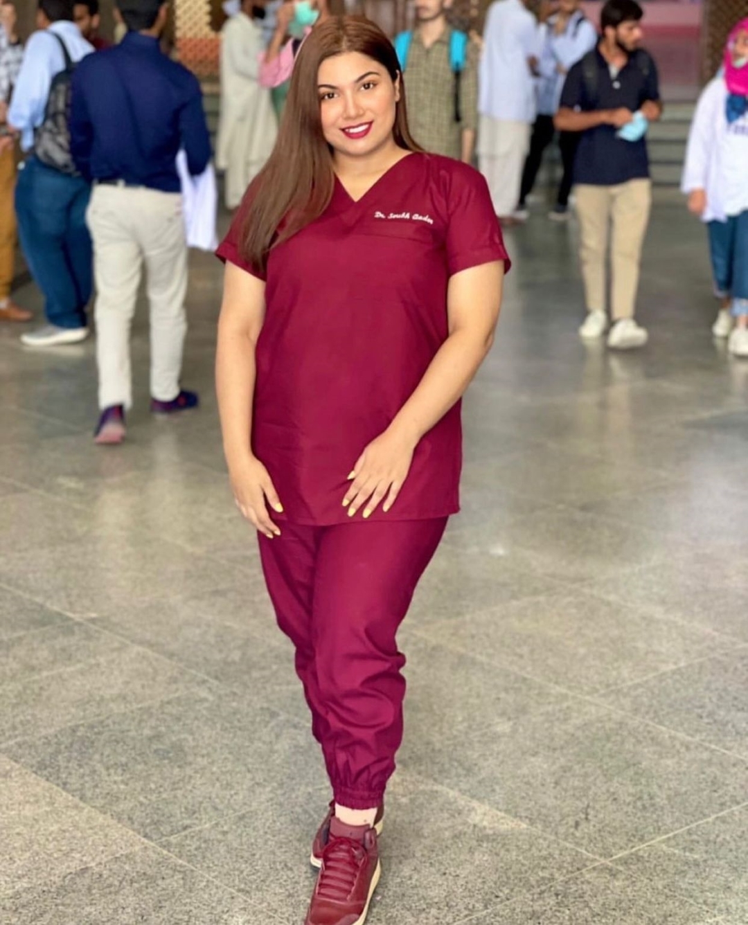 EXTENDED V NECKLINE SCRUBS